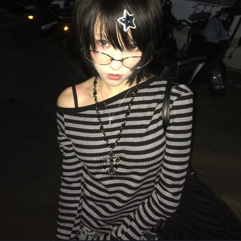Genayooa Japanese Y2k T-shirt Women Long Sleeve Off Shoulder Striped Crop Tops Y2k Grunge 2000s Aesthetic Streetwear T Shirts