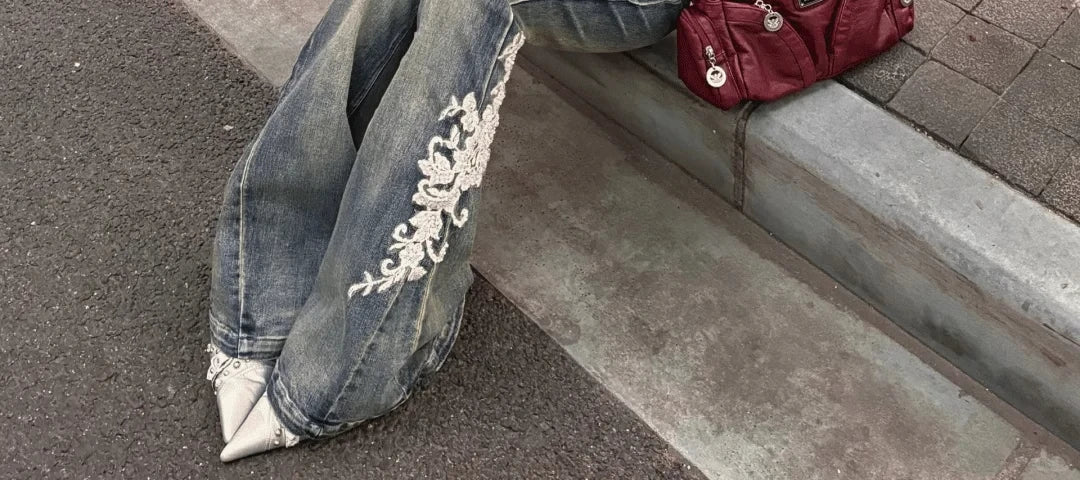 Women American Street Bell-Bottom Jeans Grunge Japanese Abi Low Rise Y2K Embroidery Denim Flare Pants 2000s Grunge Goblin Core
